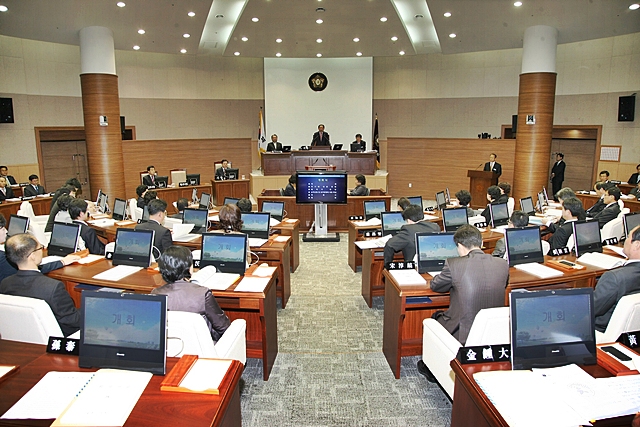 창원시의회 2011년도 제2차 정례회 개최1