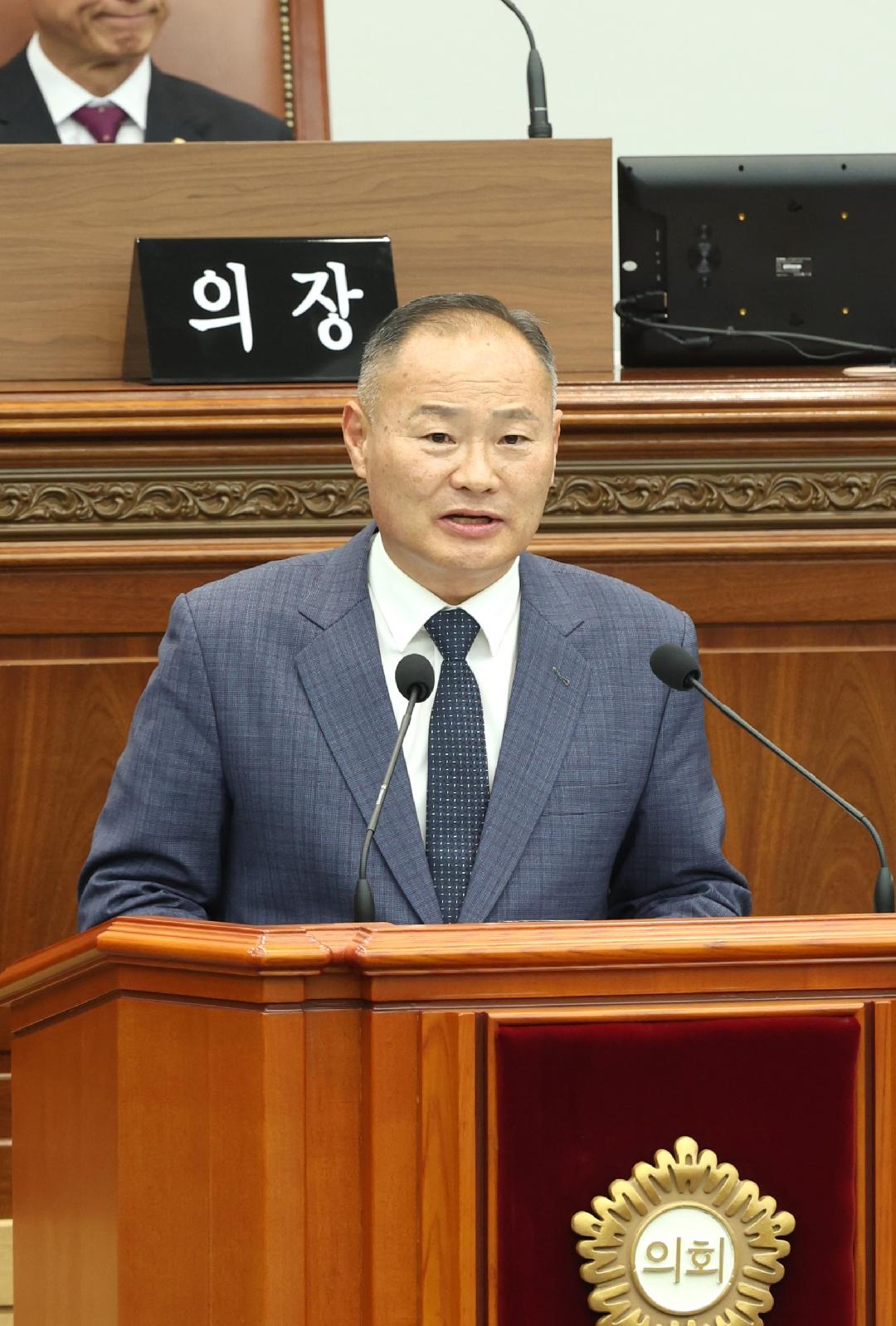 [5분 자유발언]황점복 의원 “건설기계 무단 주기, 이제는 해결책 필요”1