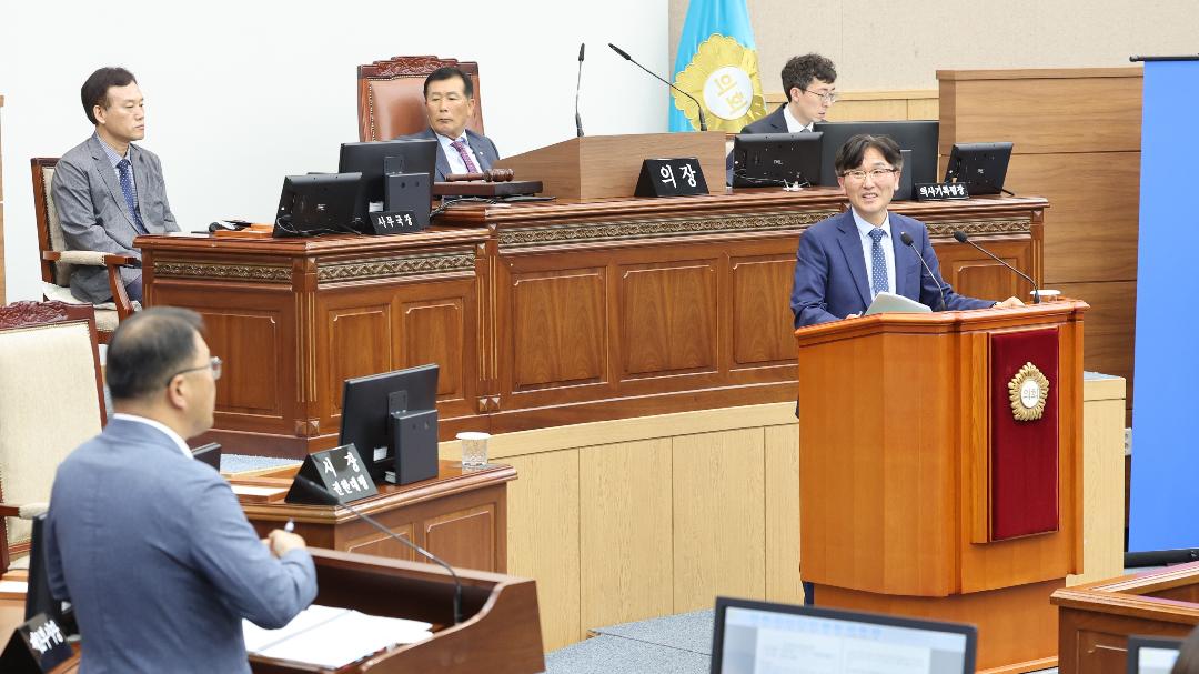 [시정질문]전홍표 의원 “웅동지구 정상화 협약 적법성 우려”1