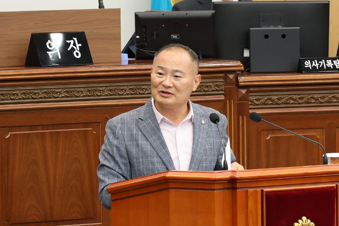 [시정질문]황점복 의원 “마산역 미래형 환승센터 계획 변경 안돼”1