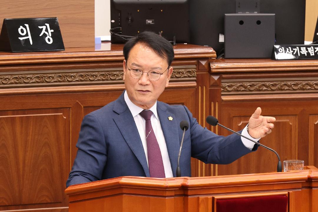 [시정질문]서영권 의원 “시내버스 준공영제 문제점 면밀히 짚어야”1