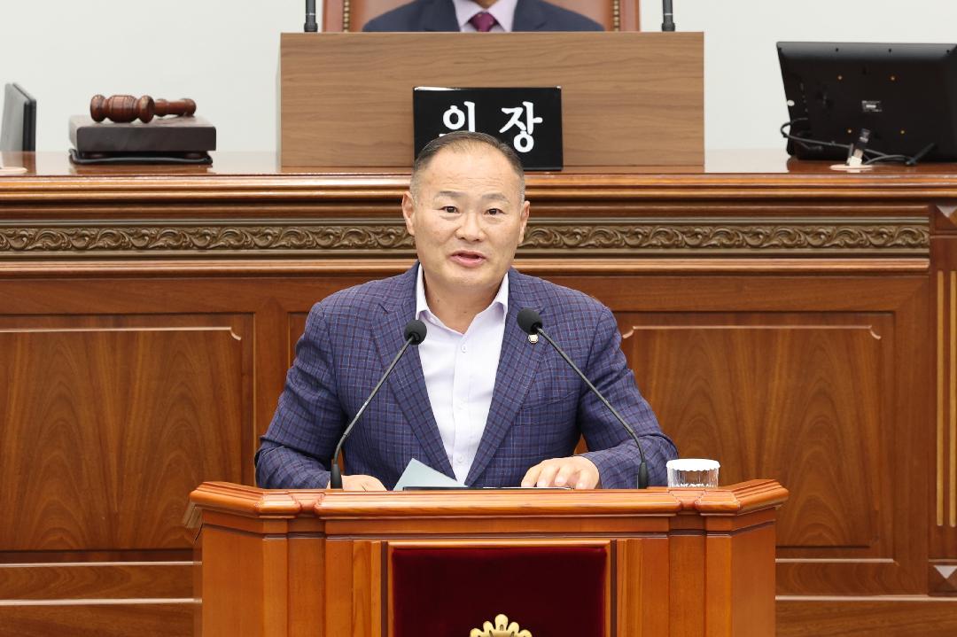 [결의안]“북한 핵 폐수 무단 방류 정황...신속·투명한 조치를”1