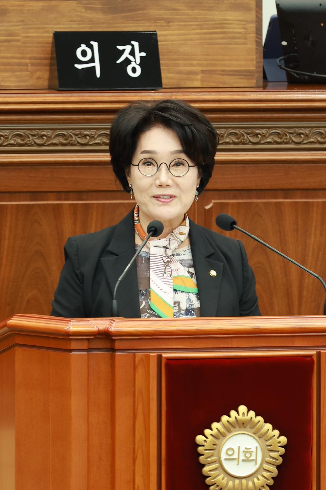 [5분 자유발언]이종화 의원, 진해아트홀 주차·교통 대책 마련 요구1
