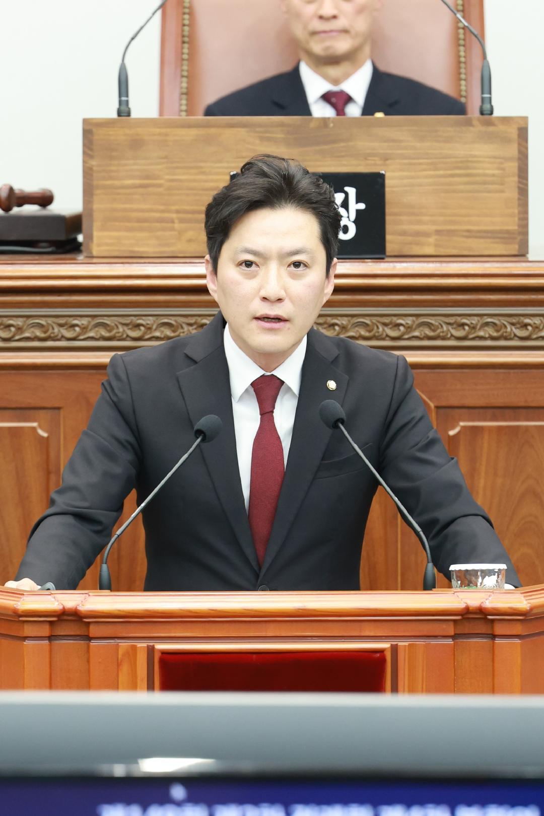 [5분자유발언]김영록 의원 “지역완결형 의료체계 위한 신기술 도입해야”1