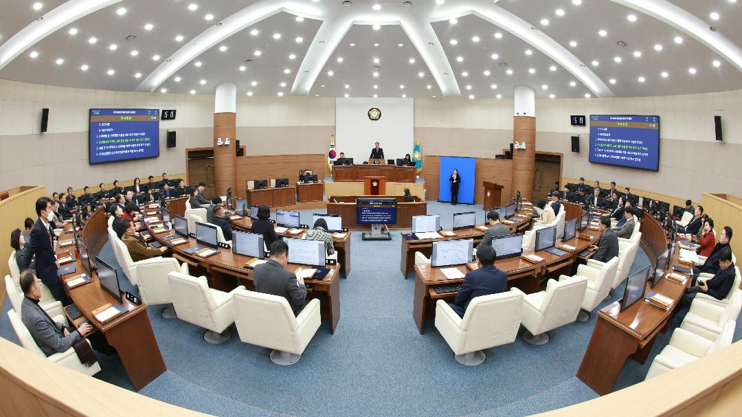 창원시의회 ‘ESG 경영’ 제도화...제149회 임시회 마무리1