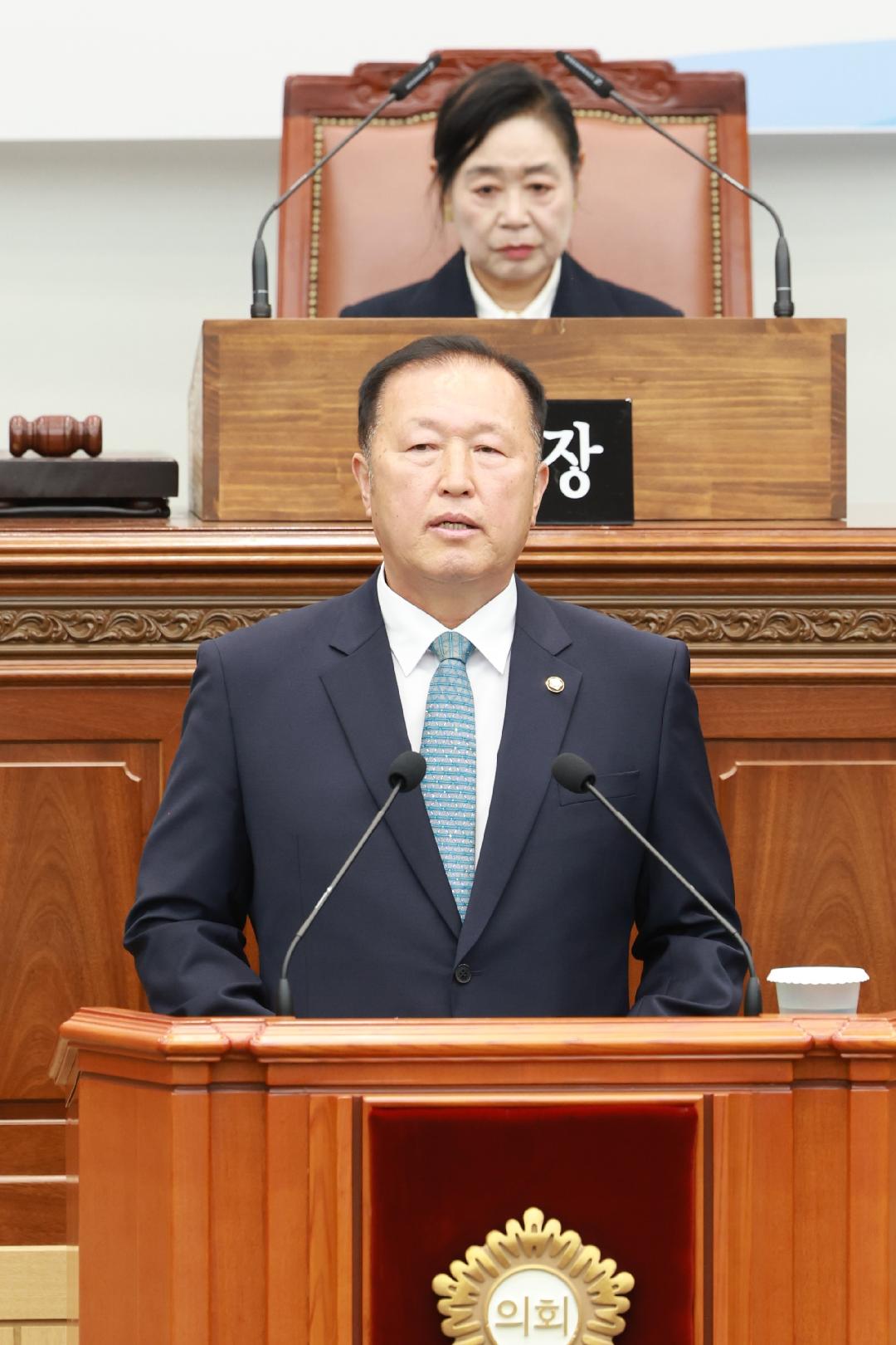 제5대 창원특례시의회 전반기 의장에 이해련 의원 선출2