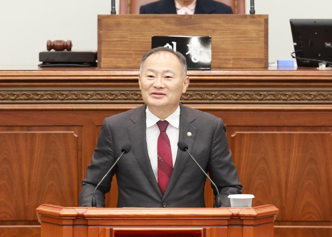 [5분자유발언] 황점복 의원 “창원교도소 부지를 AI 산업 특화 구역으로”1