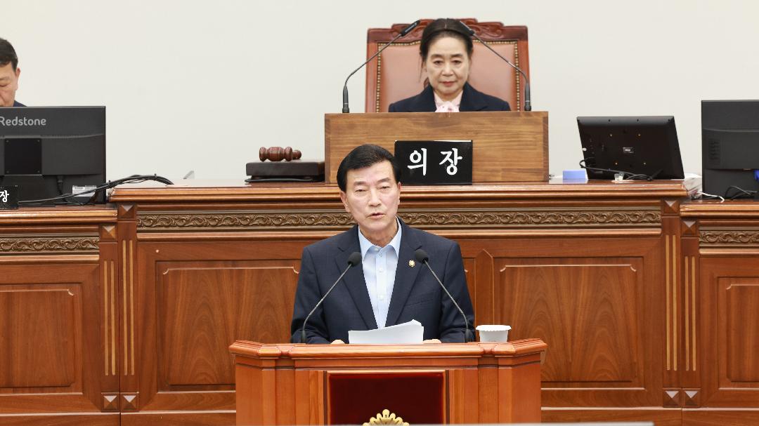 [결의안] “방치된 웅동1지구 생계대책 부지, 활용 방안 마련하라”1