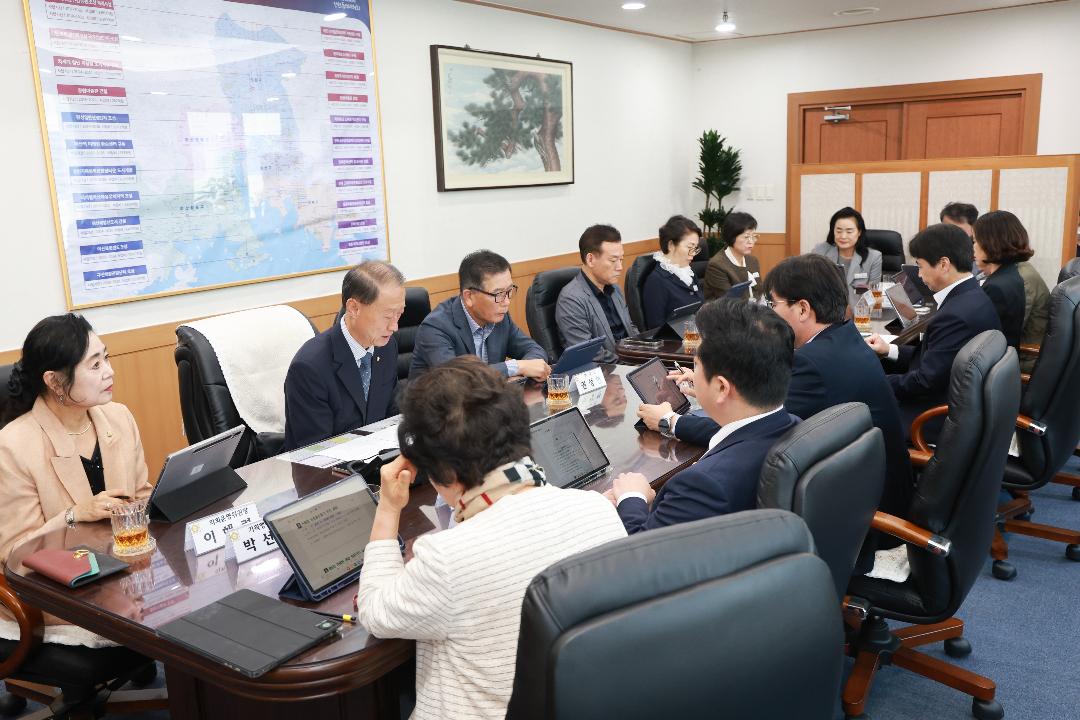 창원특례시의회, ESG 경영 활성화를 위한 활동 논의1