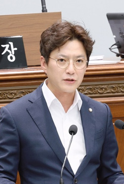 김영록부위원장