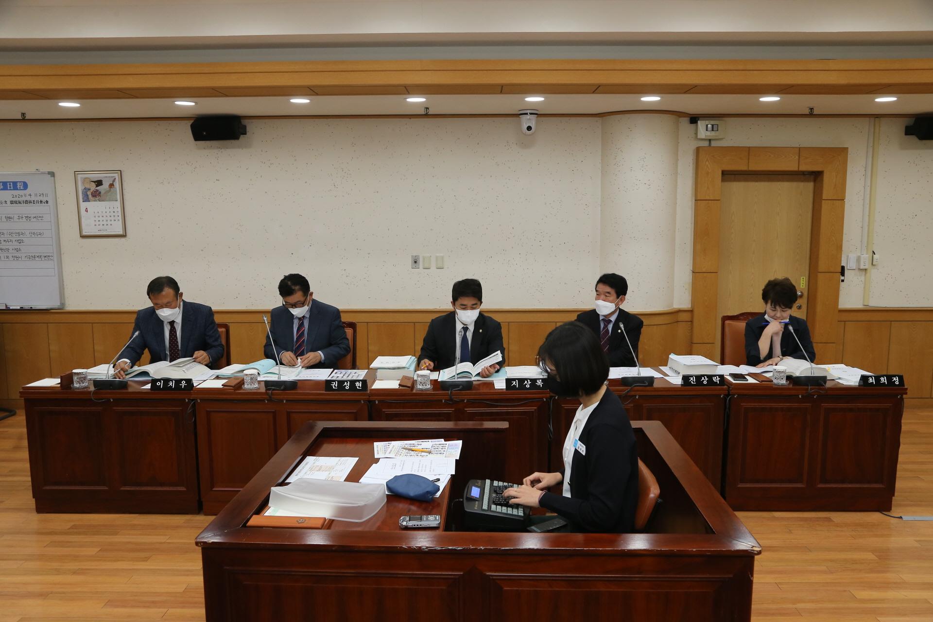 이미지제목 class=