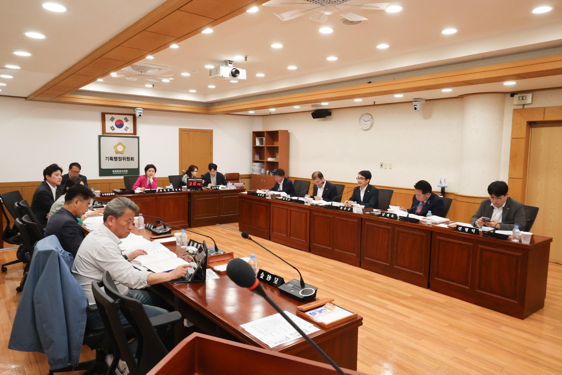 이미지제목 class=