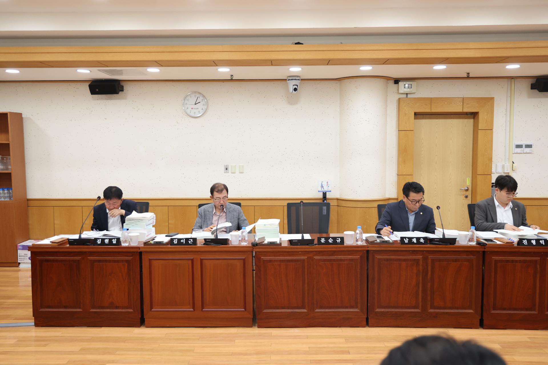 이미지제목 class=