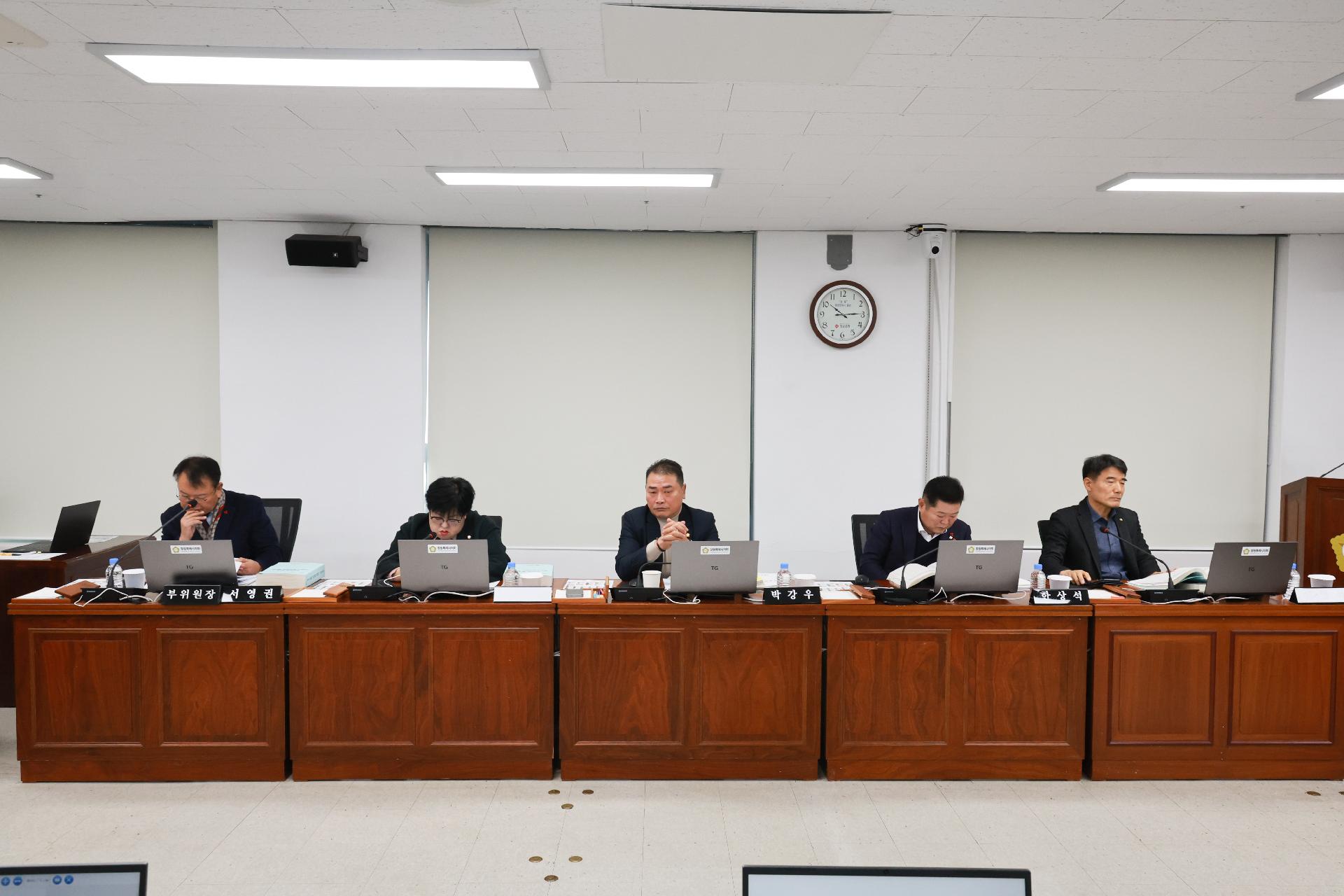 이미지제목 class=