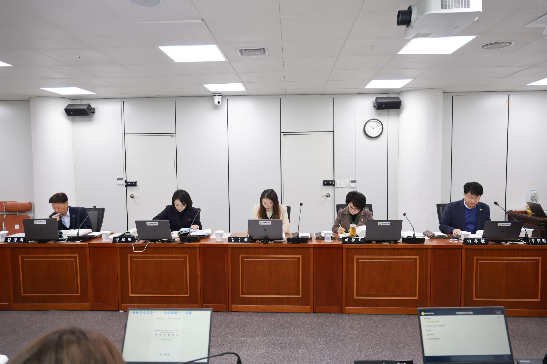 이미지제목 class=