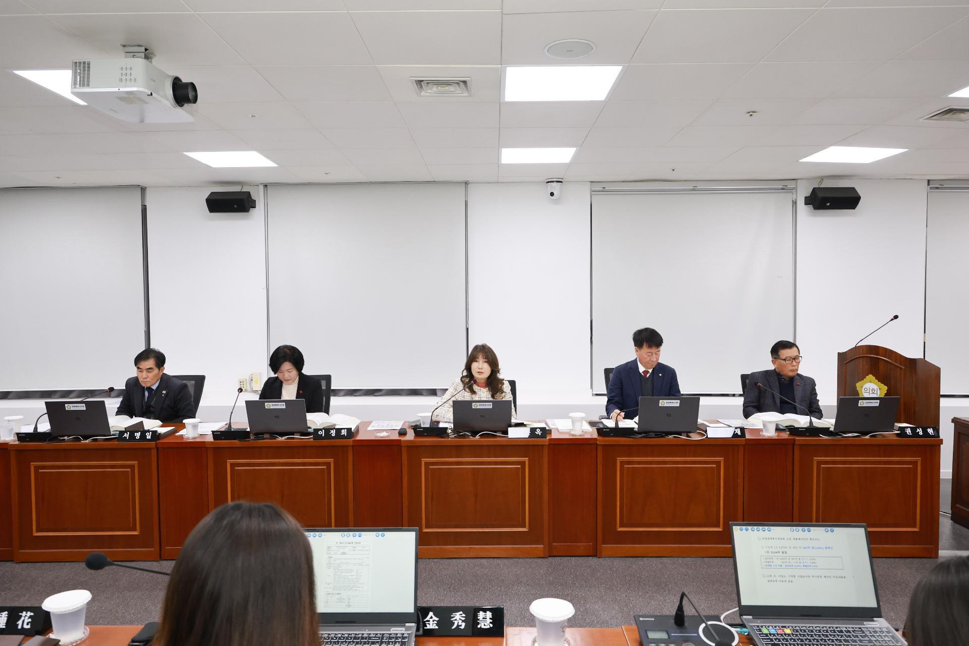 이미지제목 class=