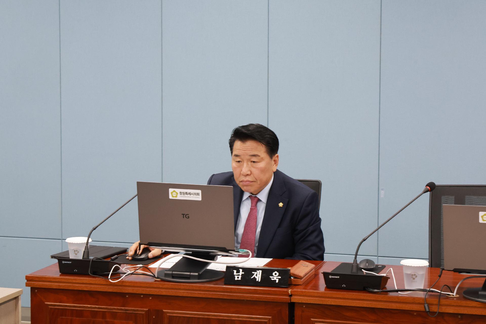 이미지제목 class=