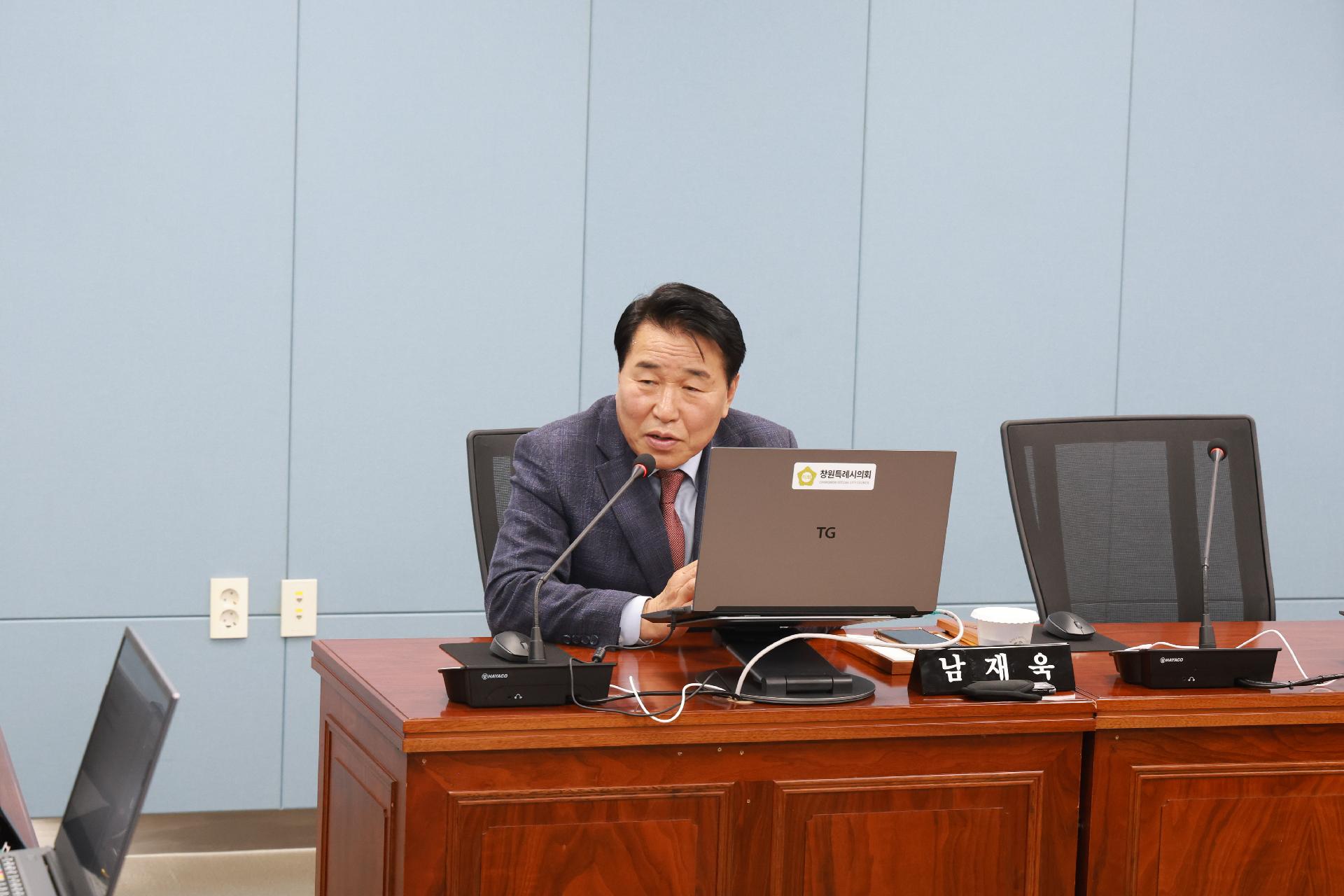 이미지제목 class=