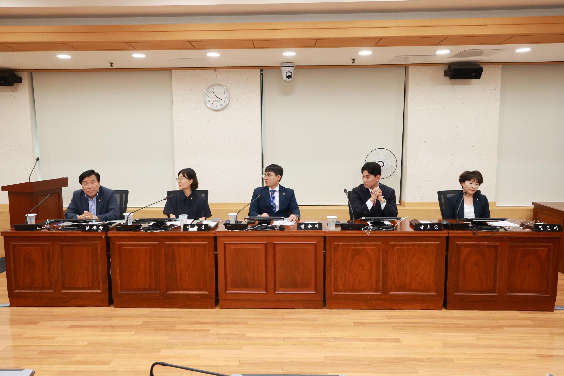 이미지제목 class=