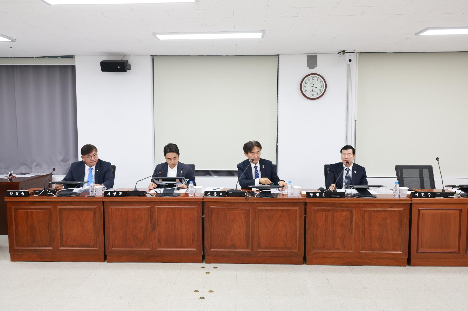 이미지제목 class=