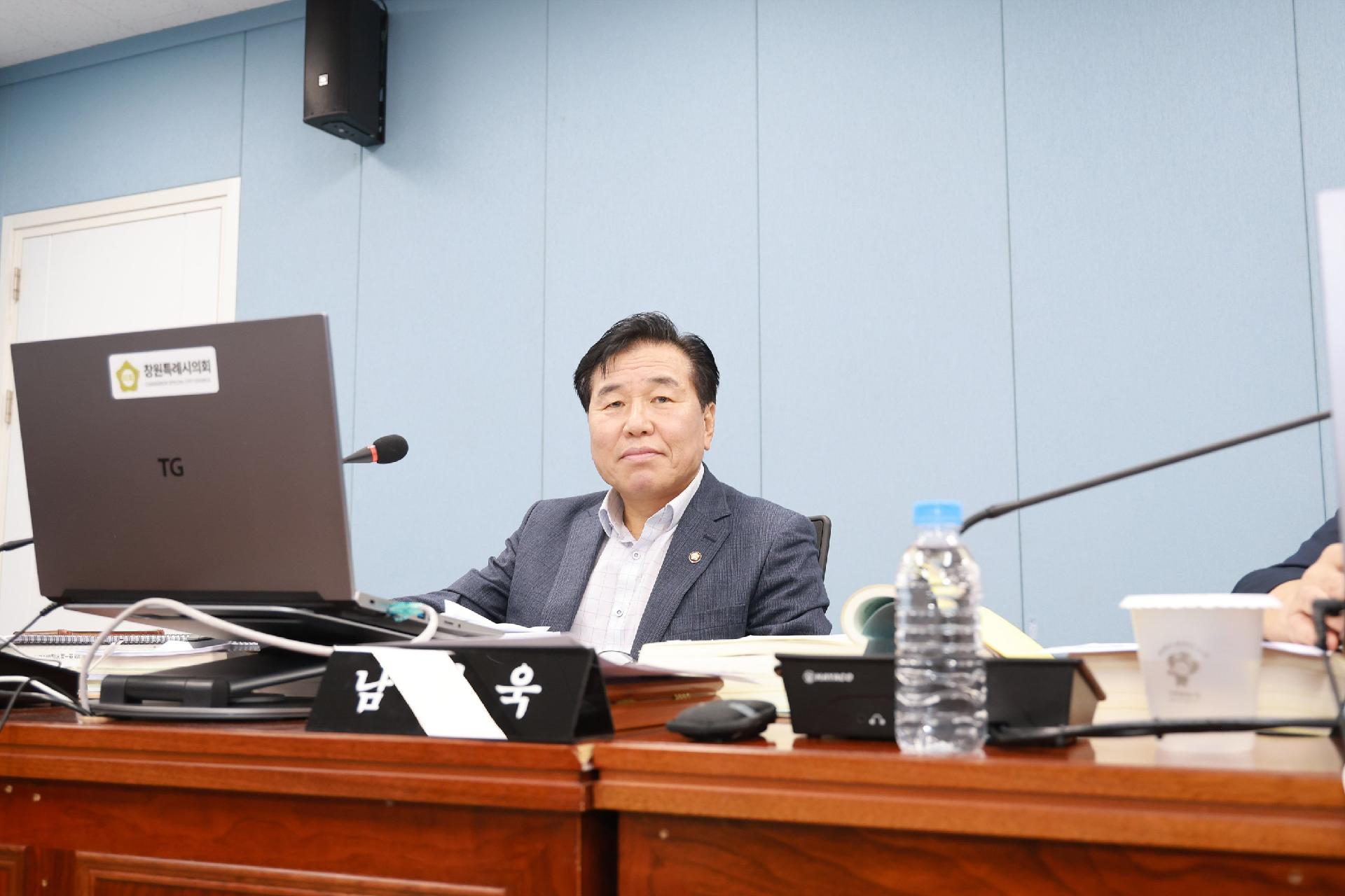이미지제목 class=