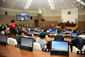 참좋은학원 학생들 창원시의회 방문(2012.2.22)