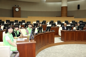 청소년 직업체험단 의회방문(2011. 8. 9)