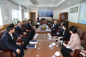 일본 다나마시 국제교류협회 창원시의회 내방(2015.04.27)