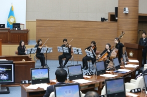 창원시의회, 소통과 화합의 작은음악회 개최 (2016.11.25)