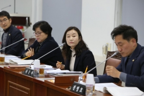 경제복지여성위원회 안건심사 및 행정사무계획서 작성(2019.03.13)
