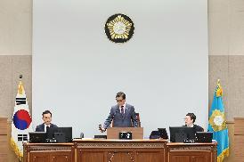 제137회 제3차 본회의 시정질문