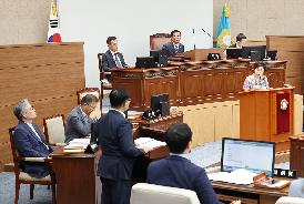제137회 제3차 본회의 시정질문