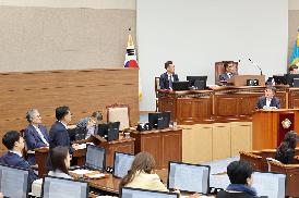 제137회 제3차 본회의 시정질문