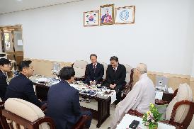 마산 삼학사 방문