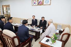 마산 삼학사 방문