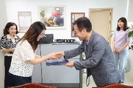 임기제 공무원 임용장 수여식
