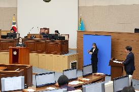 제148회 제3차 본회의 시정질문