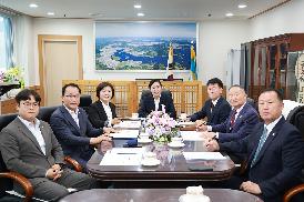 제5대 의회 의장단 간담회
