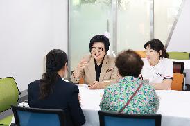 진해지혜의도서관 카페담소 개소식