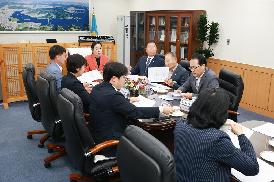 의장단 간담회
